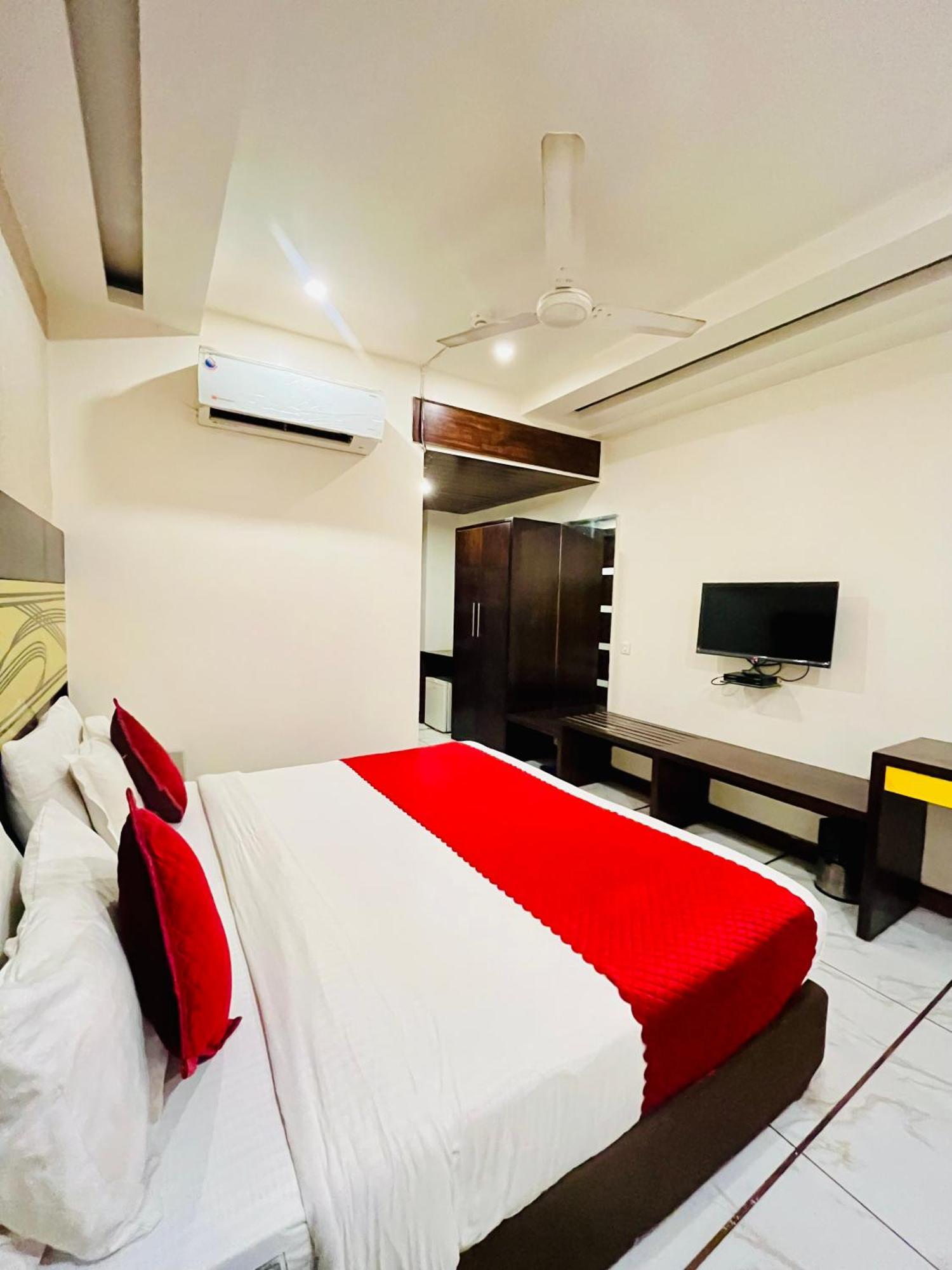 Frankstay -le Unit By Worth Hotel New Delhi